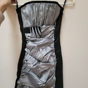 Jessica McClintock size 2 silver black prom bridesmaid dress